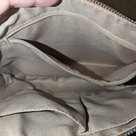 The Sak Ventura Leather Crossbody W/Attachable Wallet - Picture 6 of 7